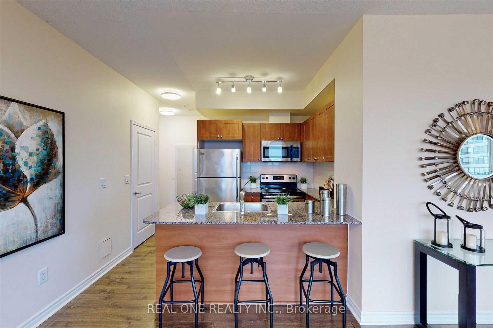 385 Prince Of Wales Drive Unit 1311 photo 6