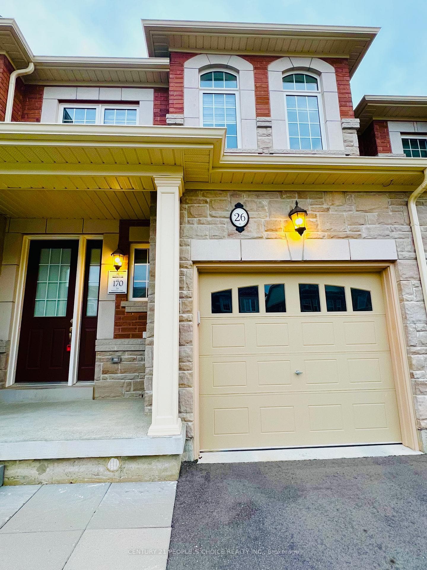 26 Benhurst Crescent photo 1