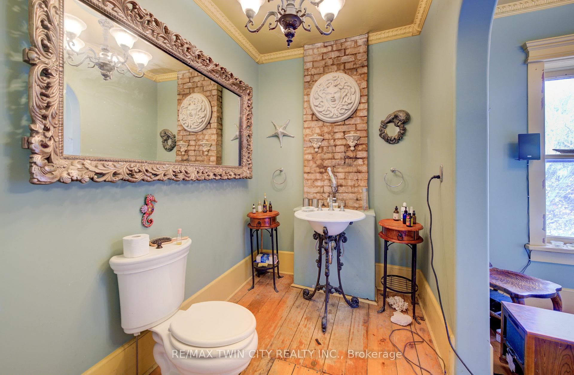 3506 Huron Road photo 21