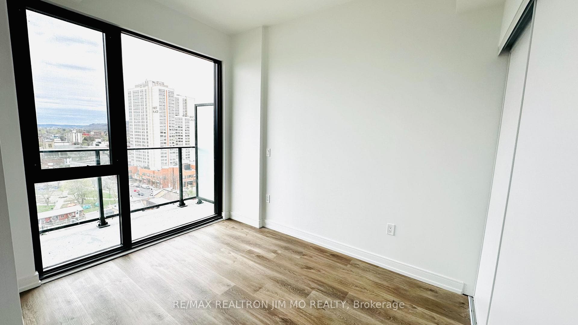 1 Jarvis Street Unit 1521 photo 11