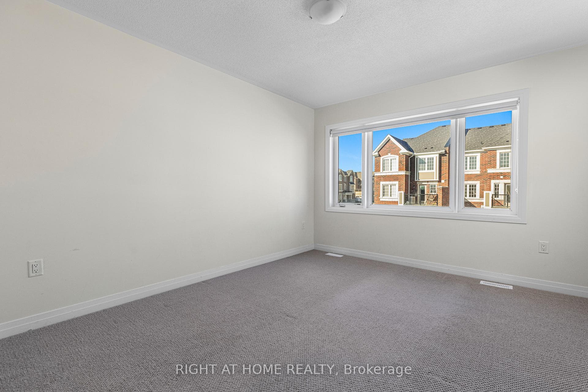 3371 swordbill Street photo 22