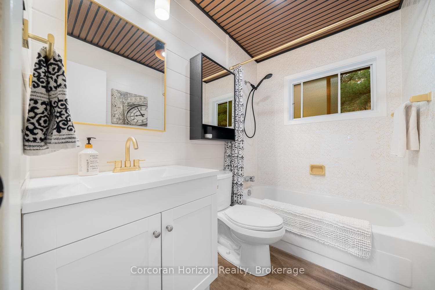 26 Sharon Park Drive photo 31