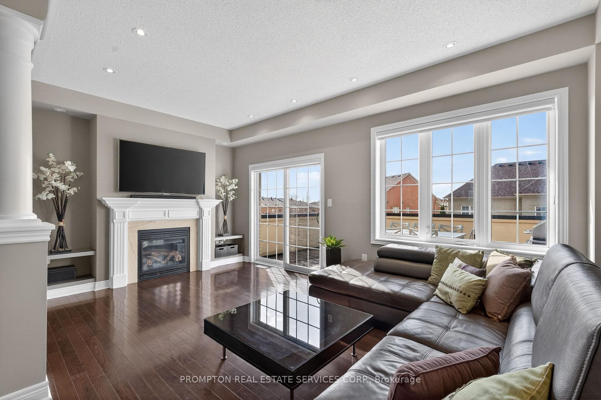 Sun-trenched family room, walk out to terrace