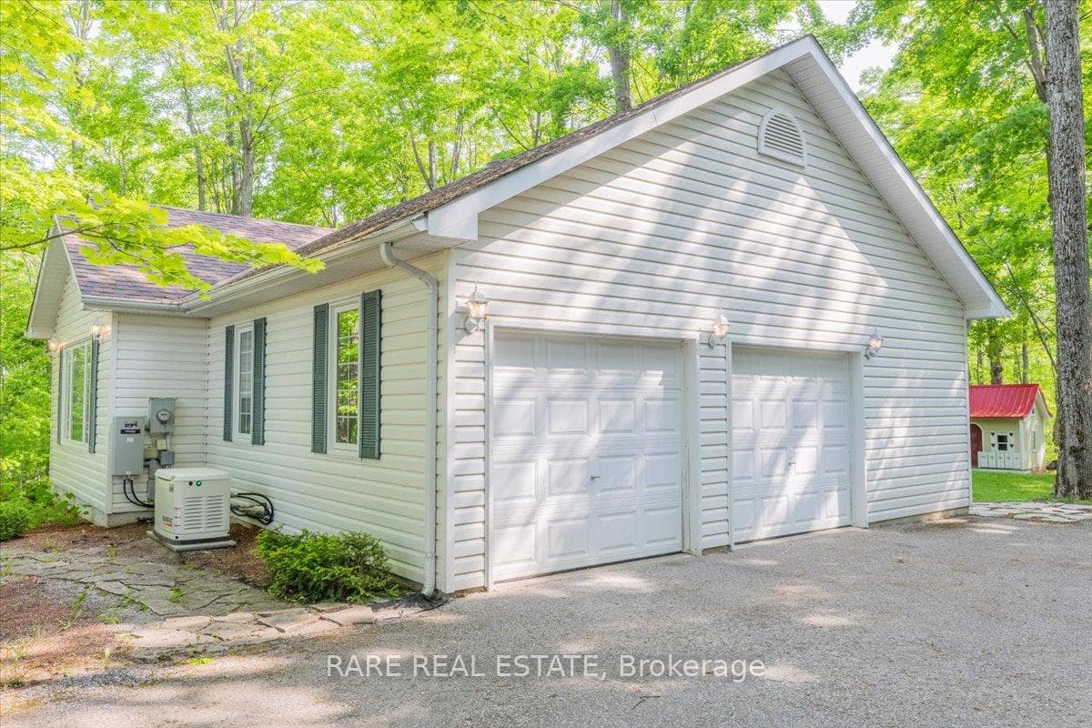37 Boyd Crescent photo 13