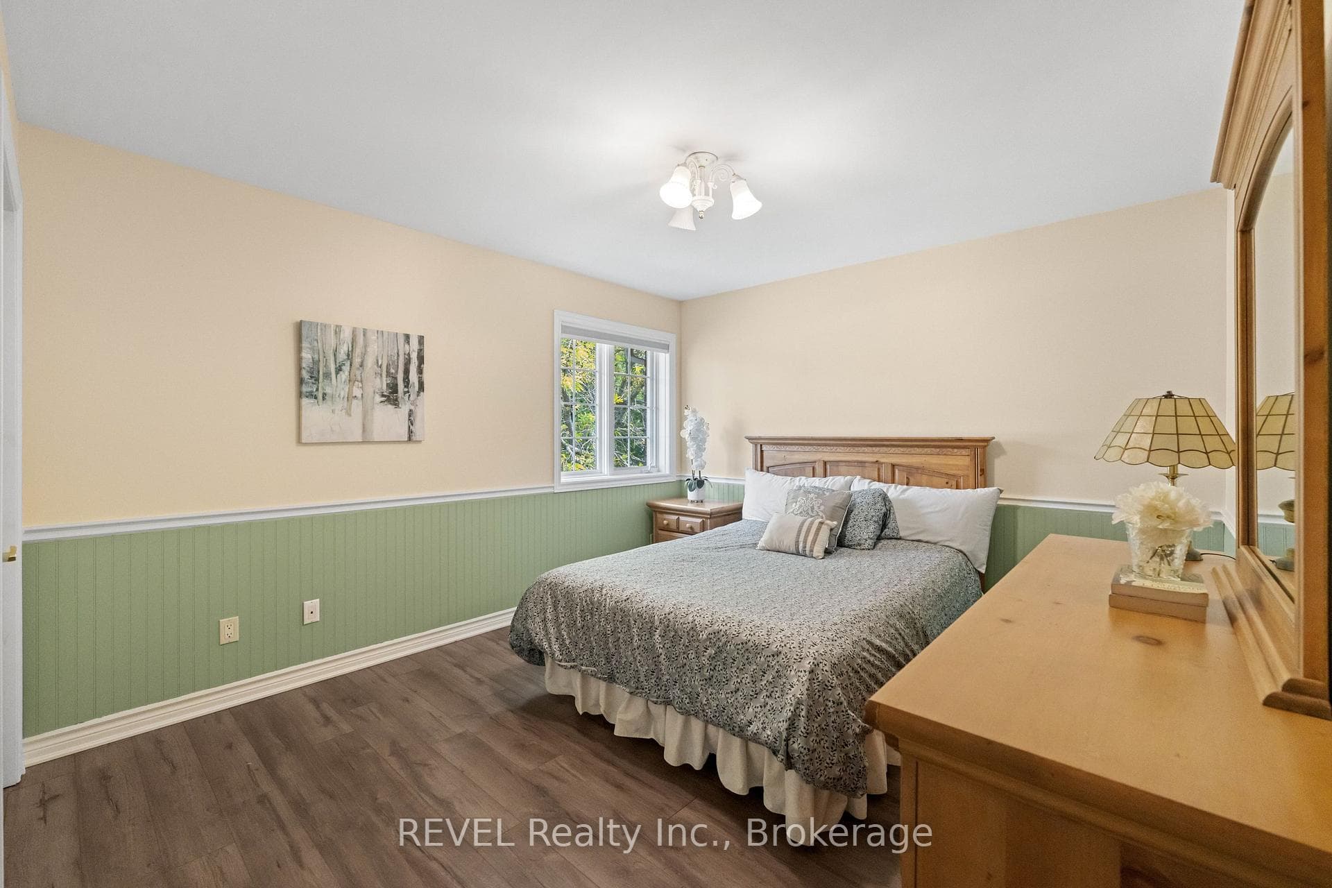 8055 Mount Carmel Boulevard photo 31