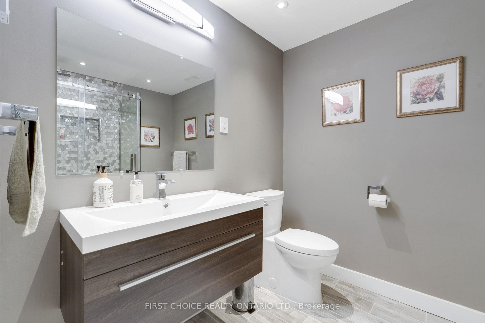 38 Withrow Avenue photo 36