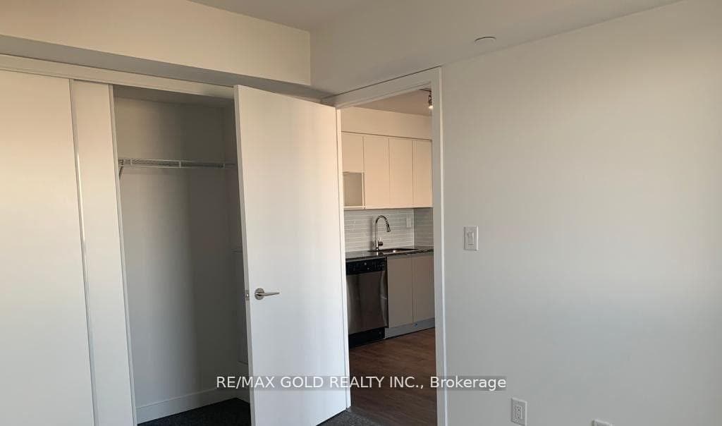 160 Flemington Road Unit 1208 photo 6