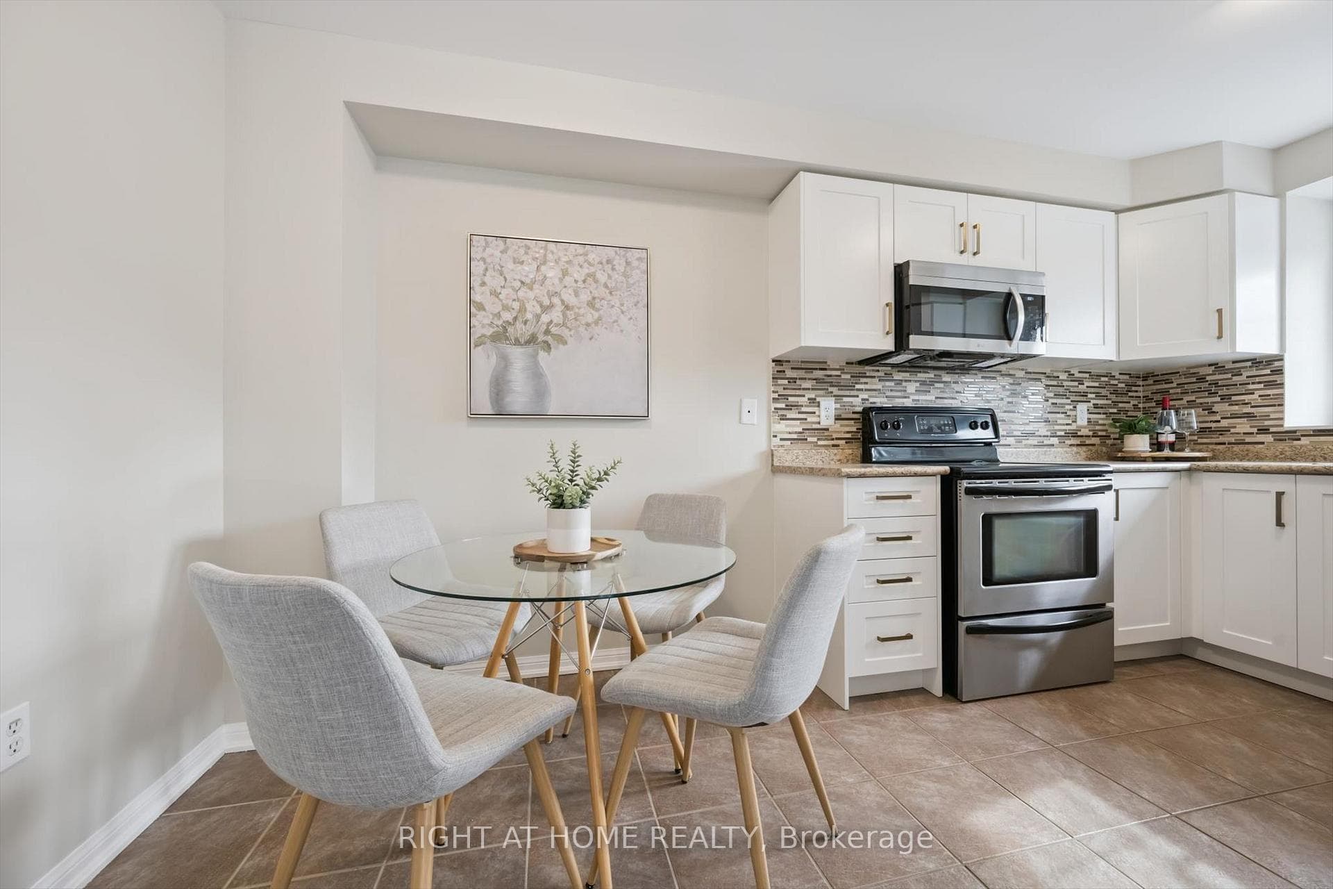 620 Ferguson Drive Unit 15 photo 9