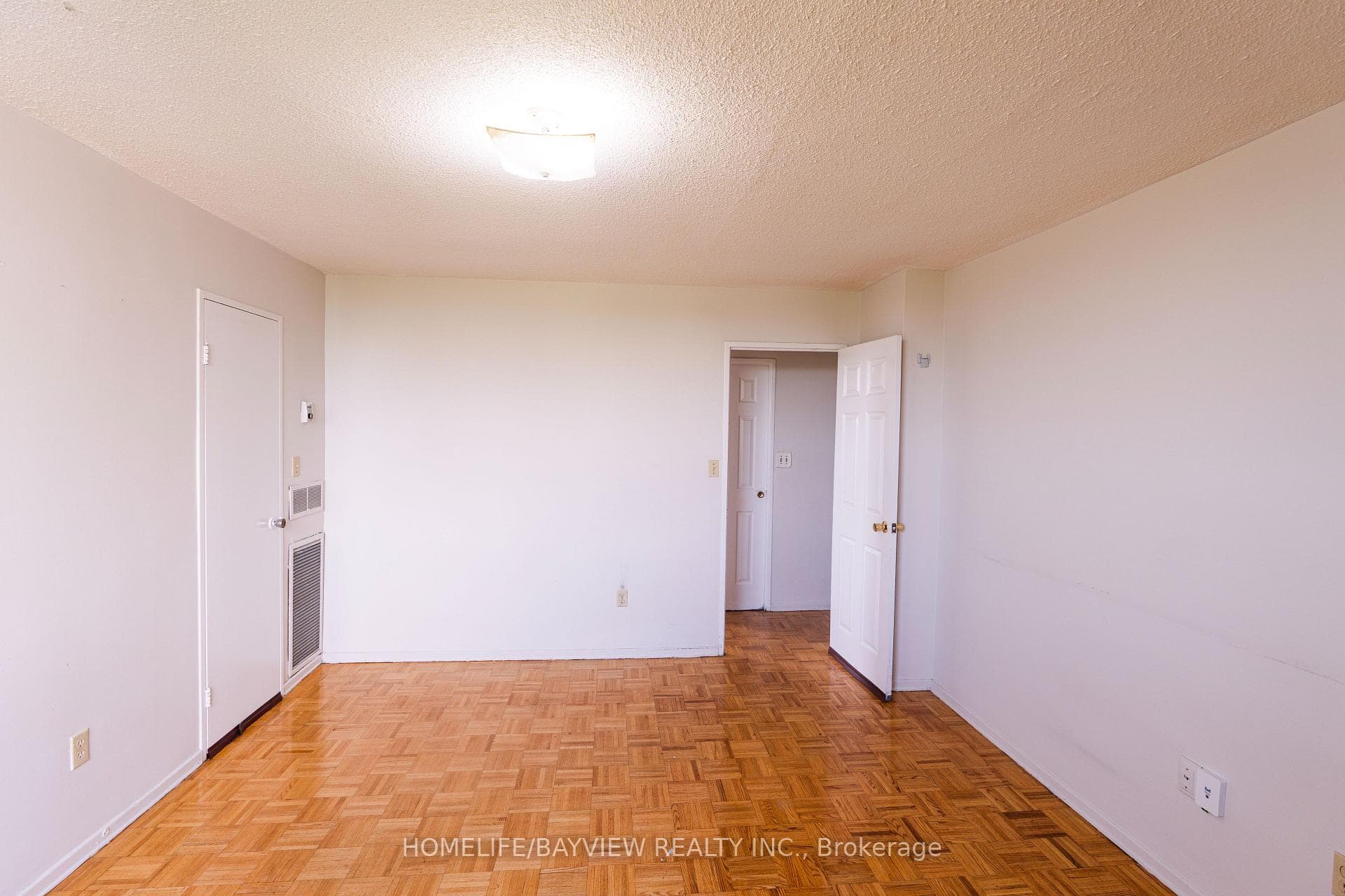 20 Edgecliff Golfway Unit 1117 photo 11