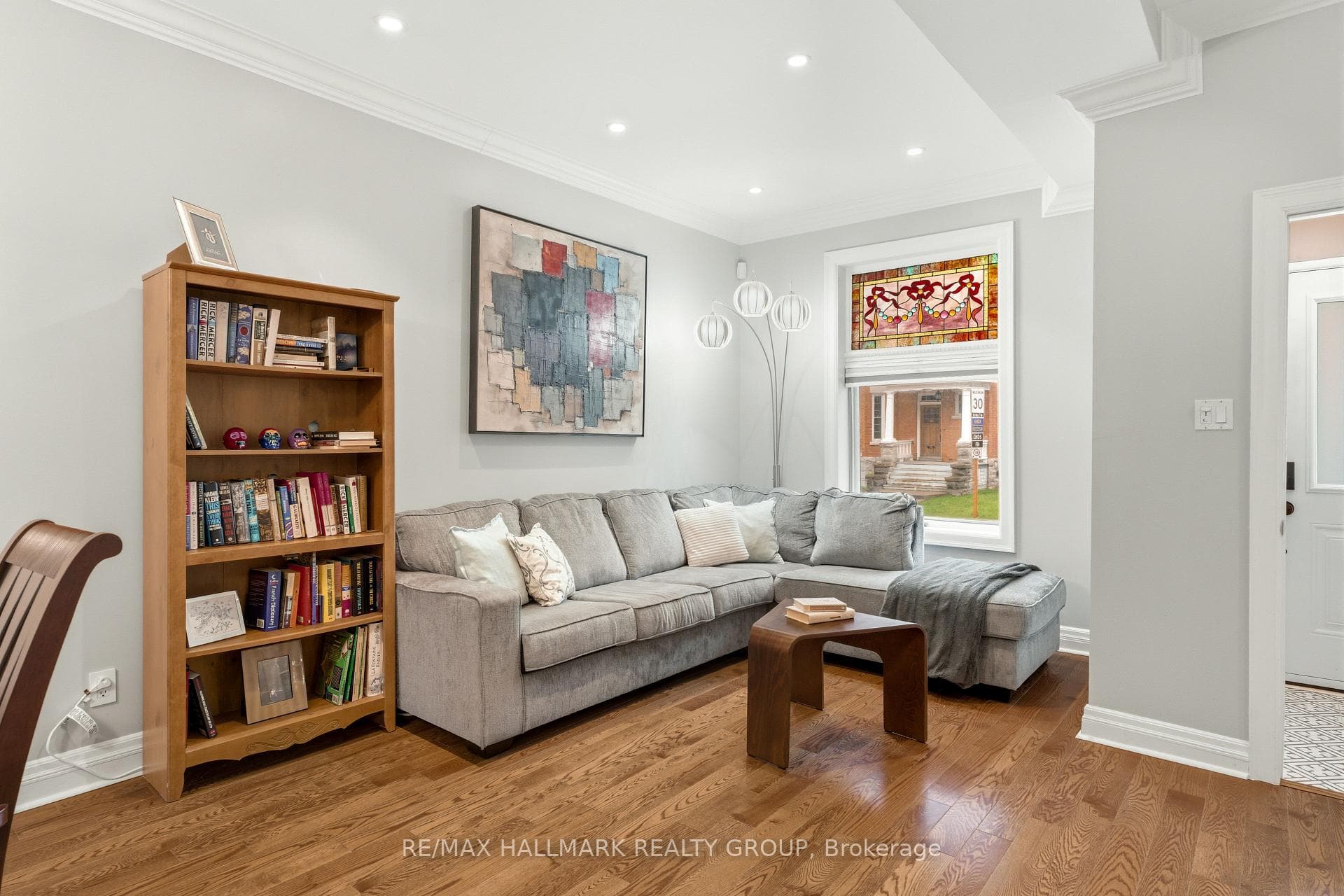 417 Daly Avenue photo 5