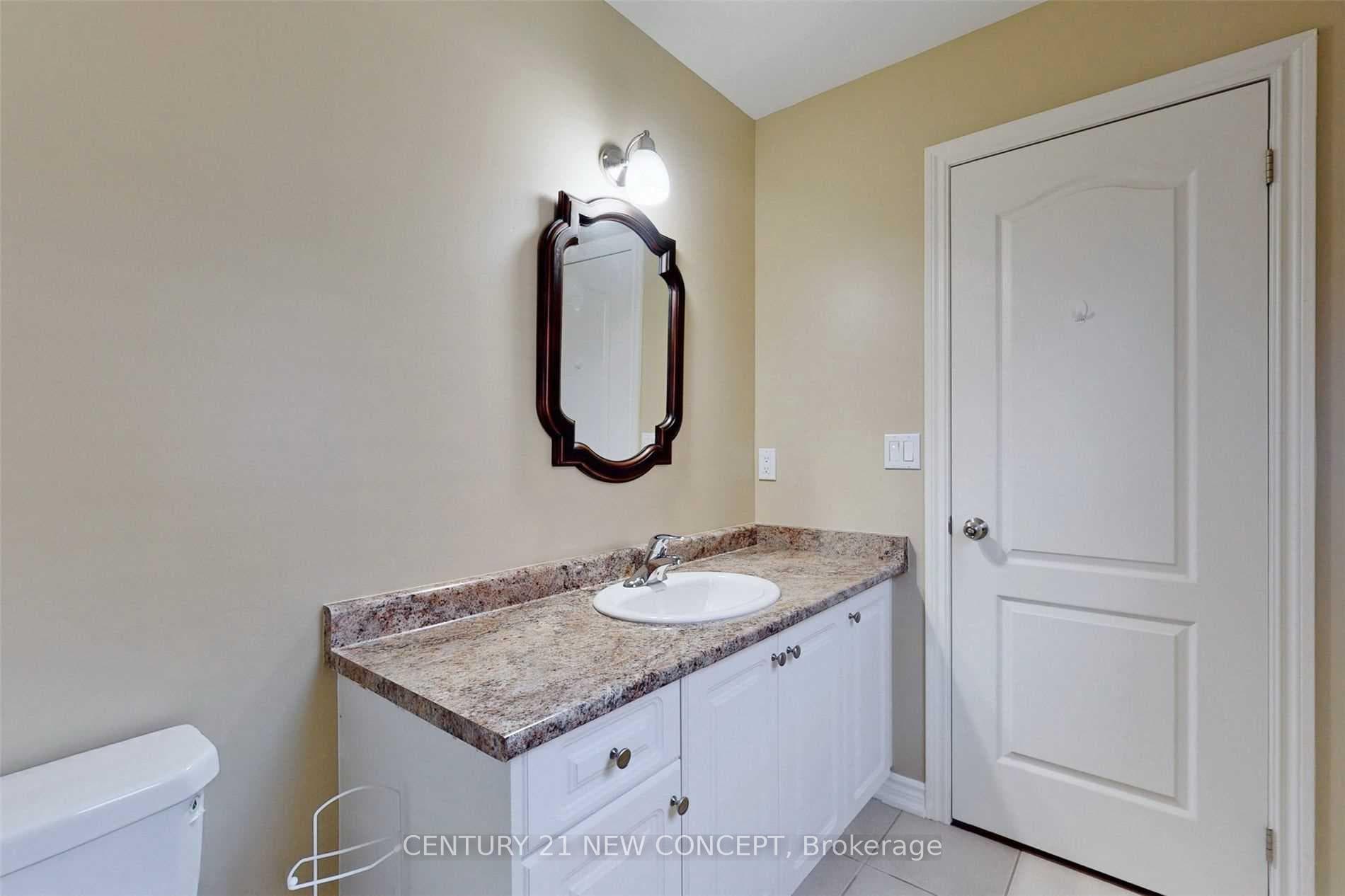 164 Gold Park Gate photo 38