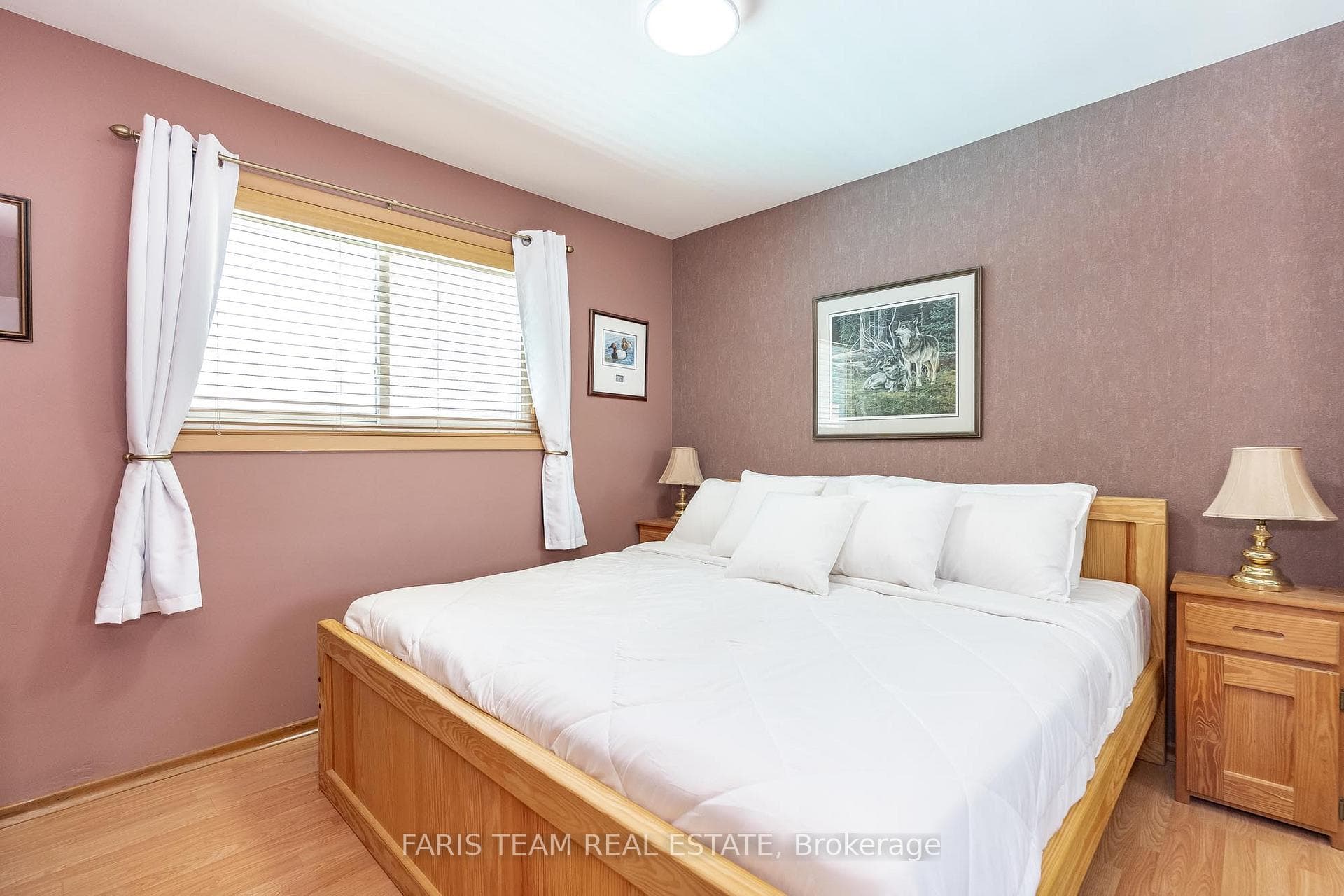 356 Grenville Avenue photo 11