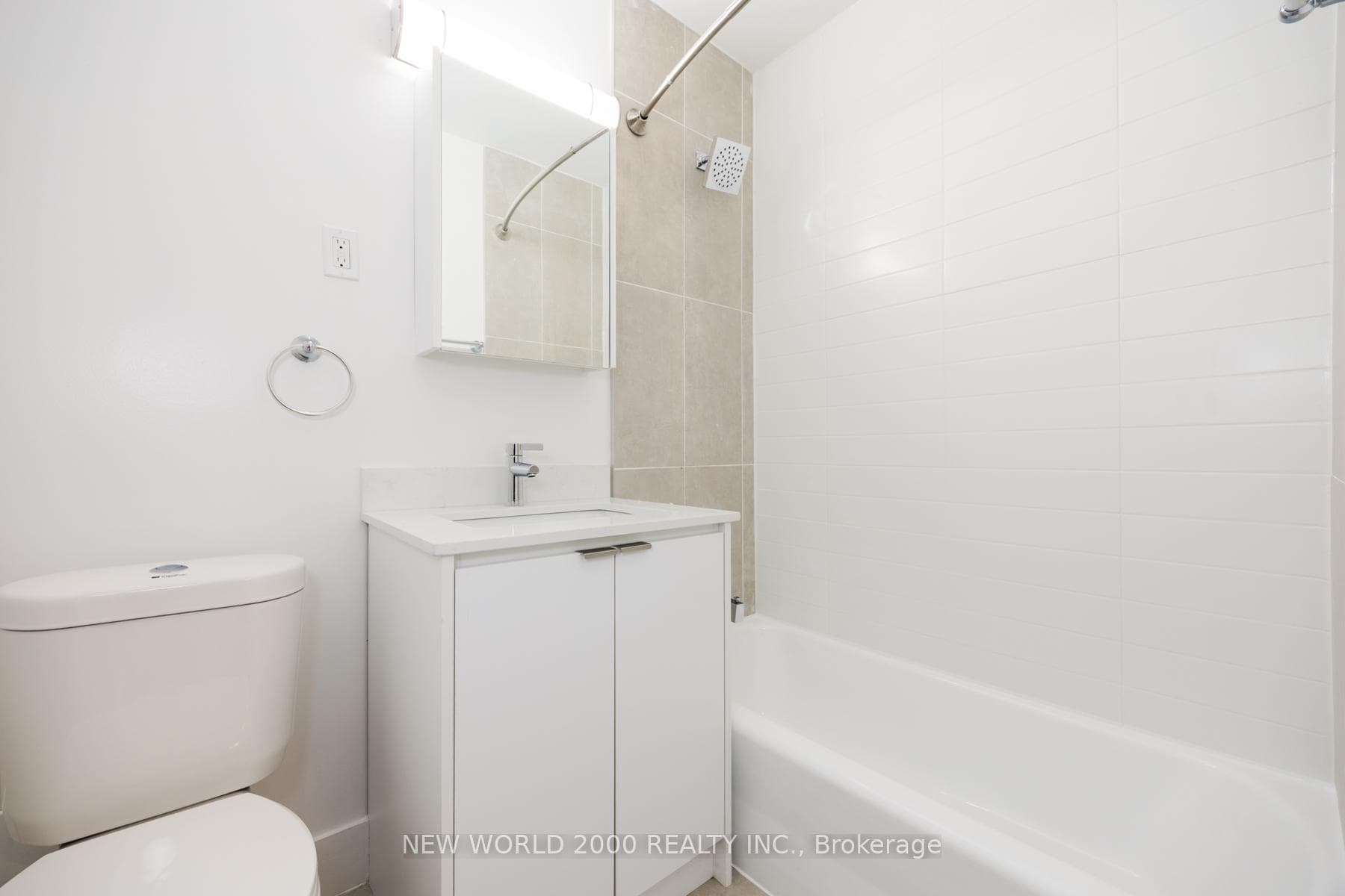 49 Glen Elm Avenue Unit 413 photo 23