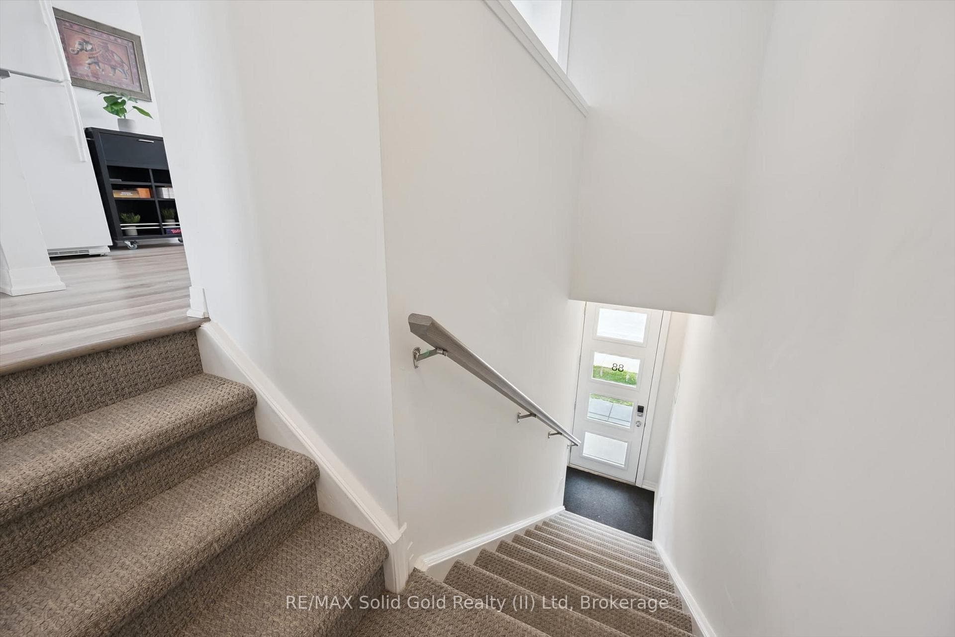 155 Equestrian Way photo 6
