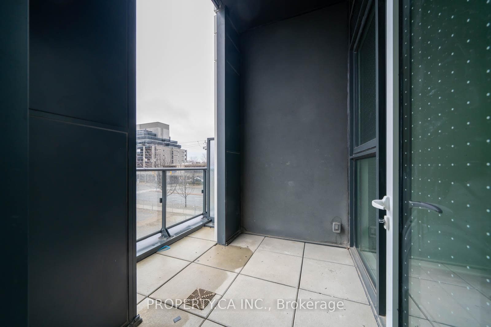 1007 The Queensway N/A Unit 205 photo 15
