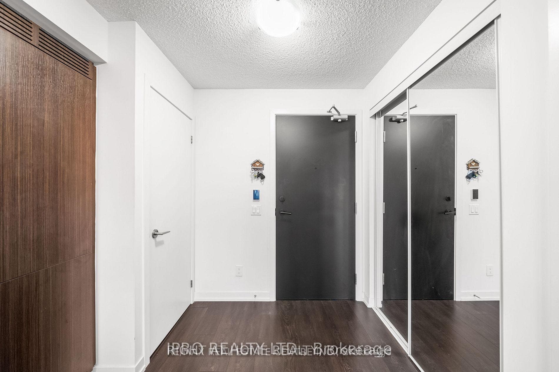 125 Redpath Avenue Unit 2409 photo 7