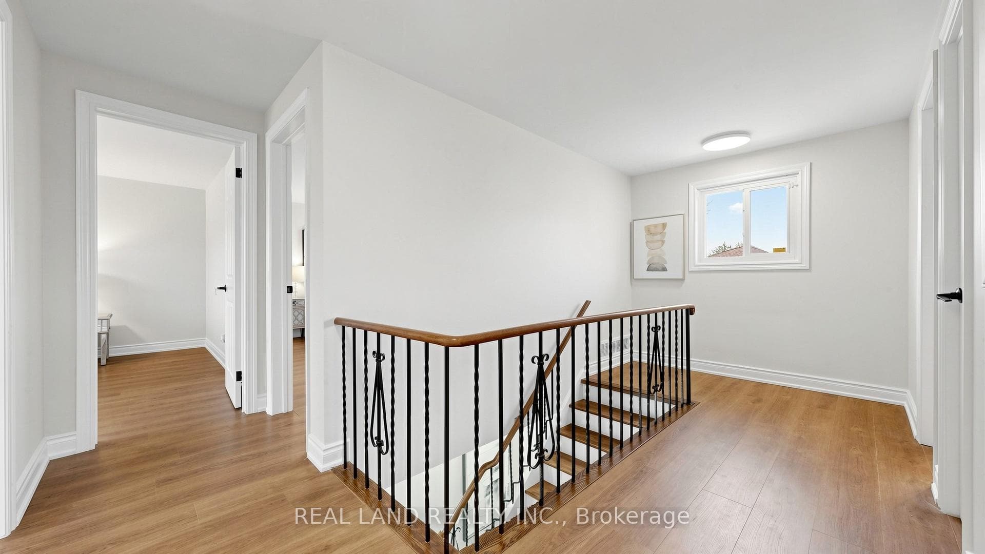 54 Marblemount Crescent photo 18