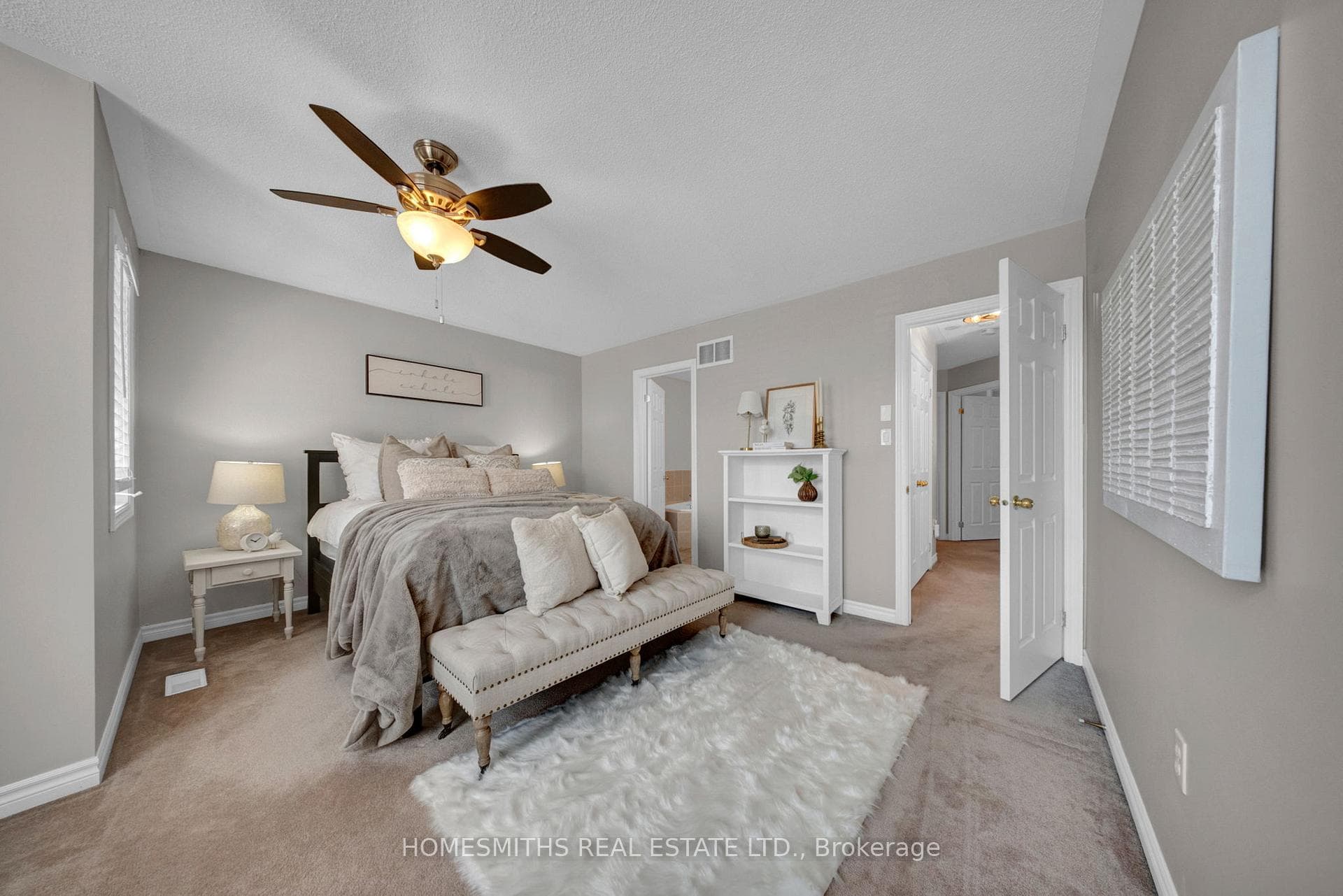 147 Sleeman Square photo 16