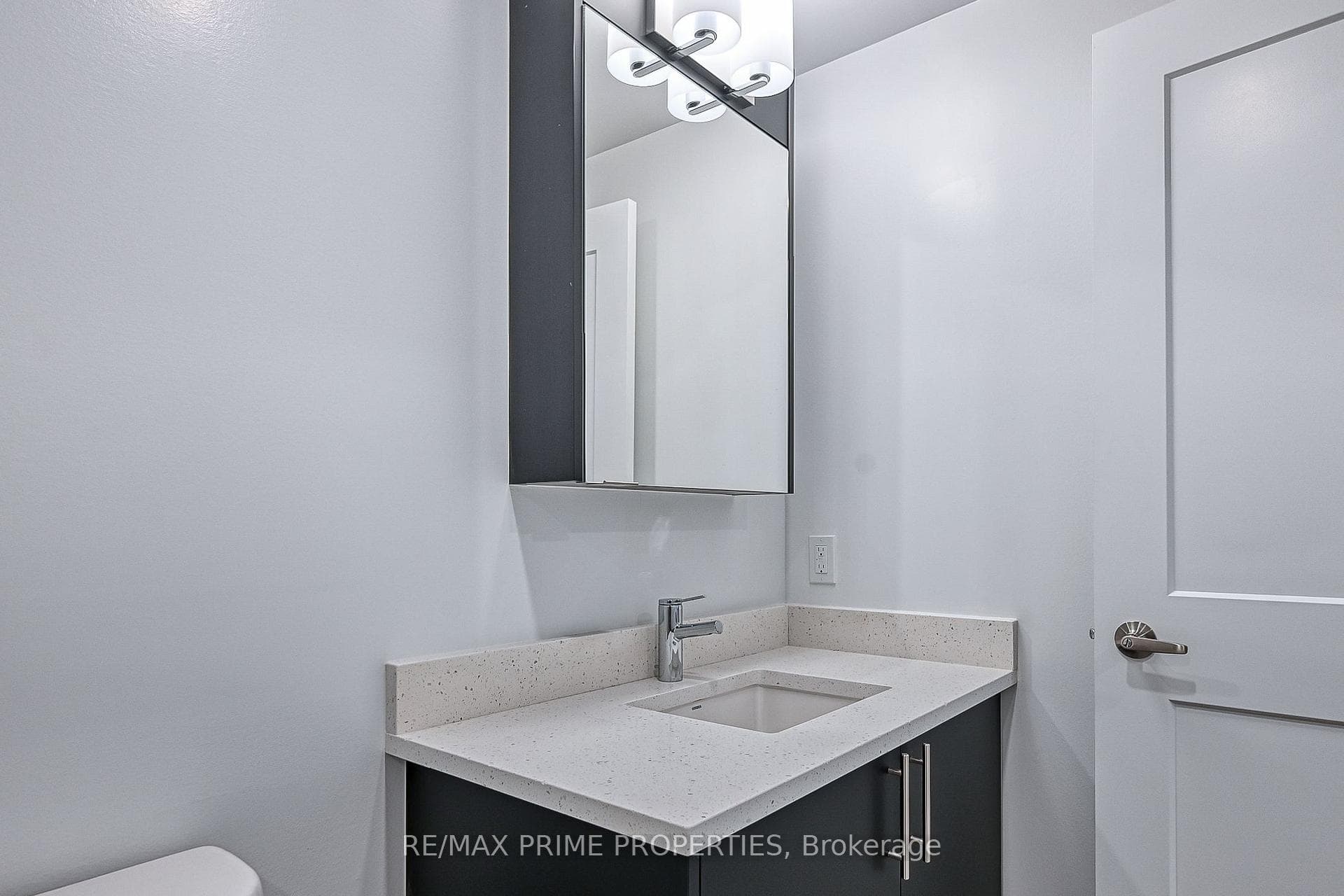 180 GEORGE Street Unit 508 photo 23