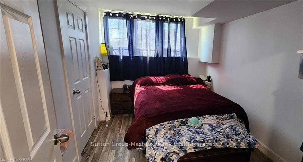 876 BEACONHILL Court photo 19