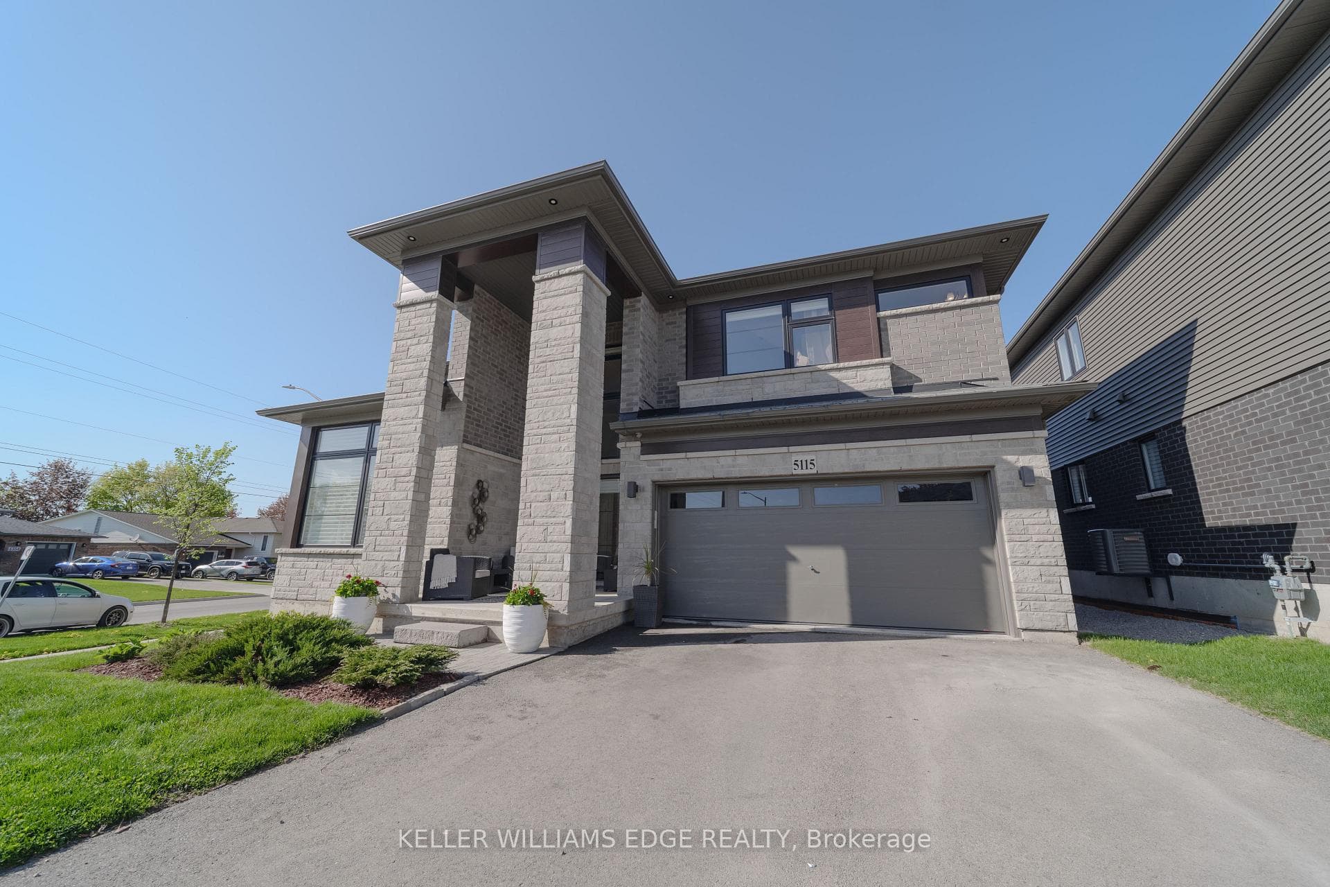 5115 Rose Avenue photo 3