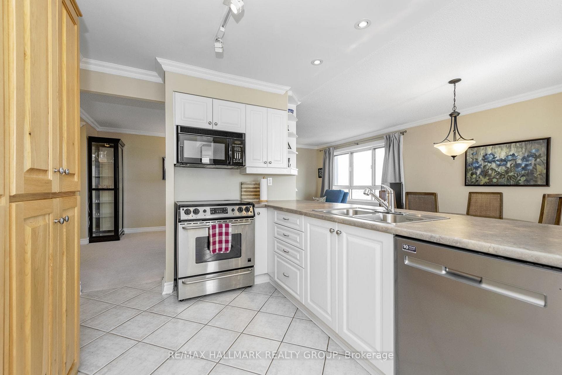 960 Teron Road Unit 1104 photo 17