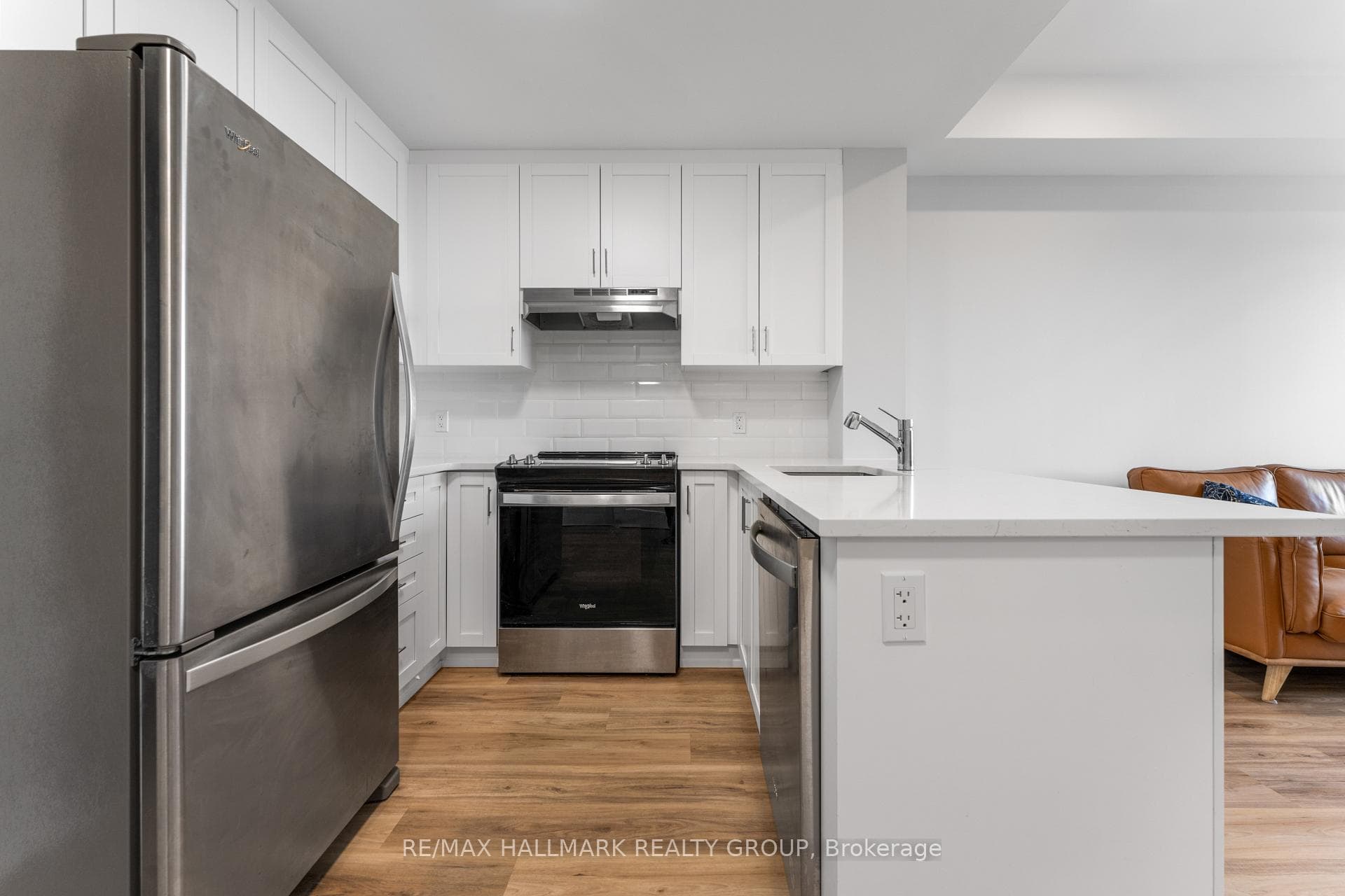 1350 Hemlock Road Unit 411 photo 5