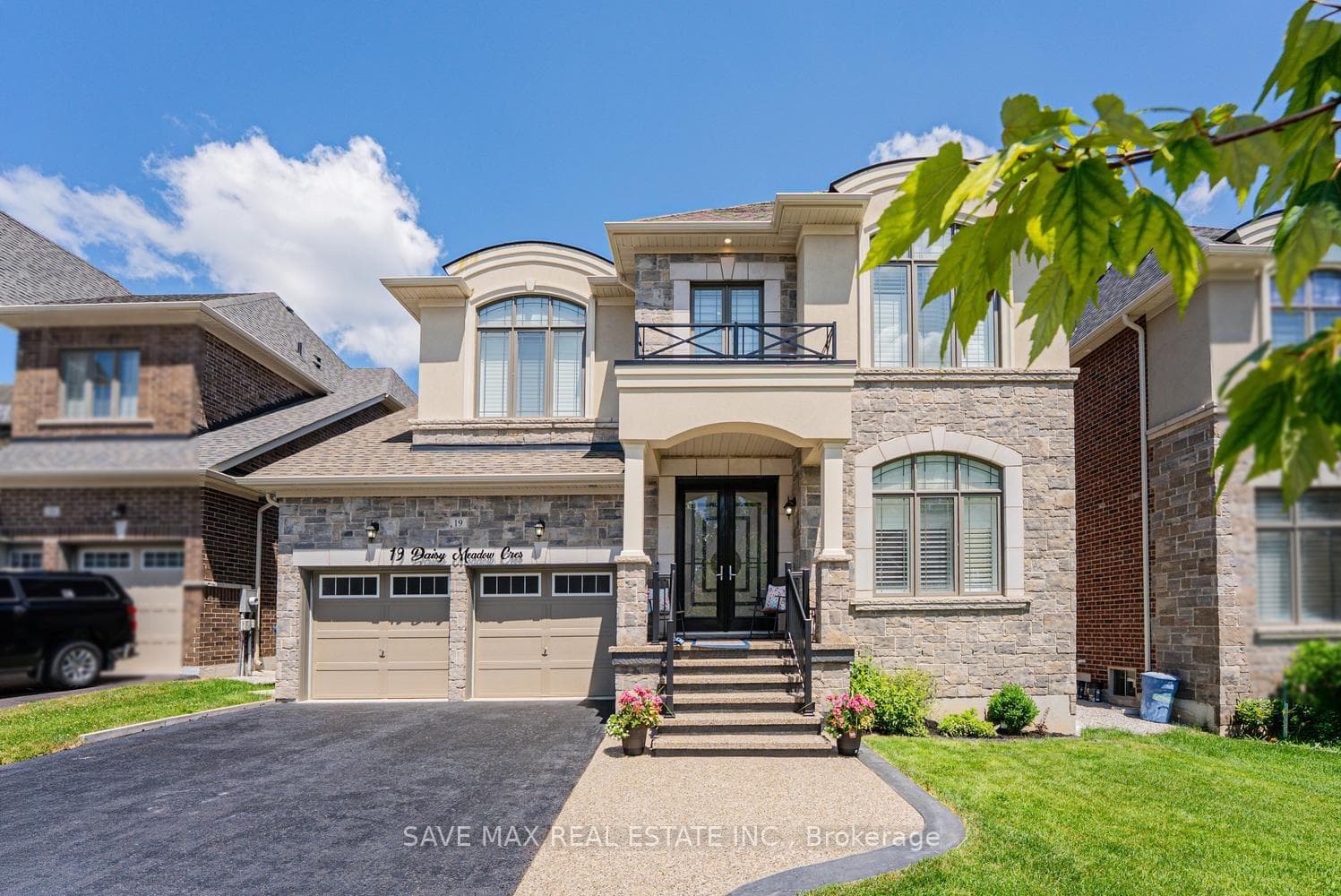 19 Daisy Meadow Crescent photo 1