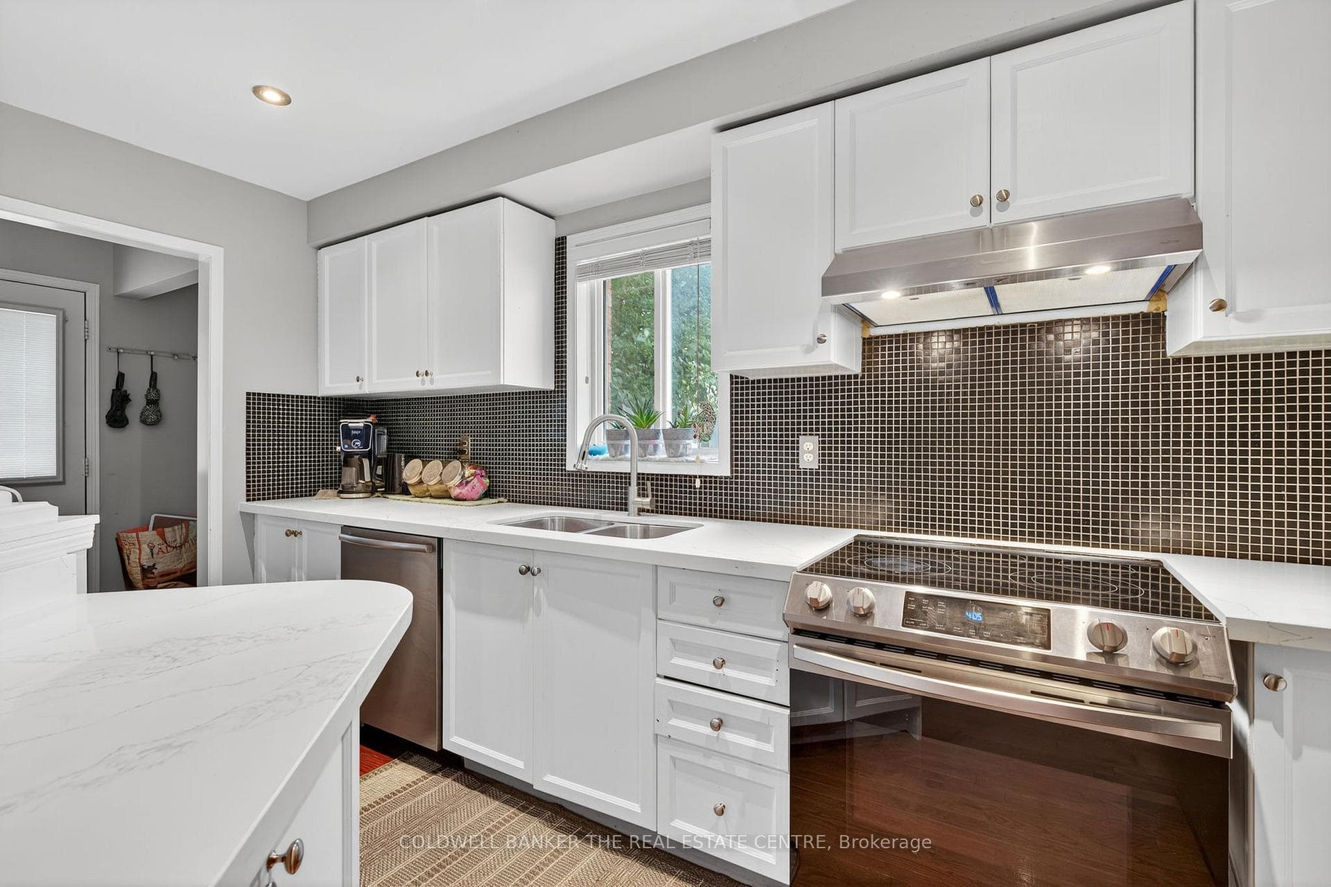 248 Walkerville Road photo 11