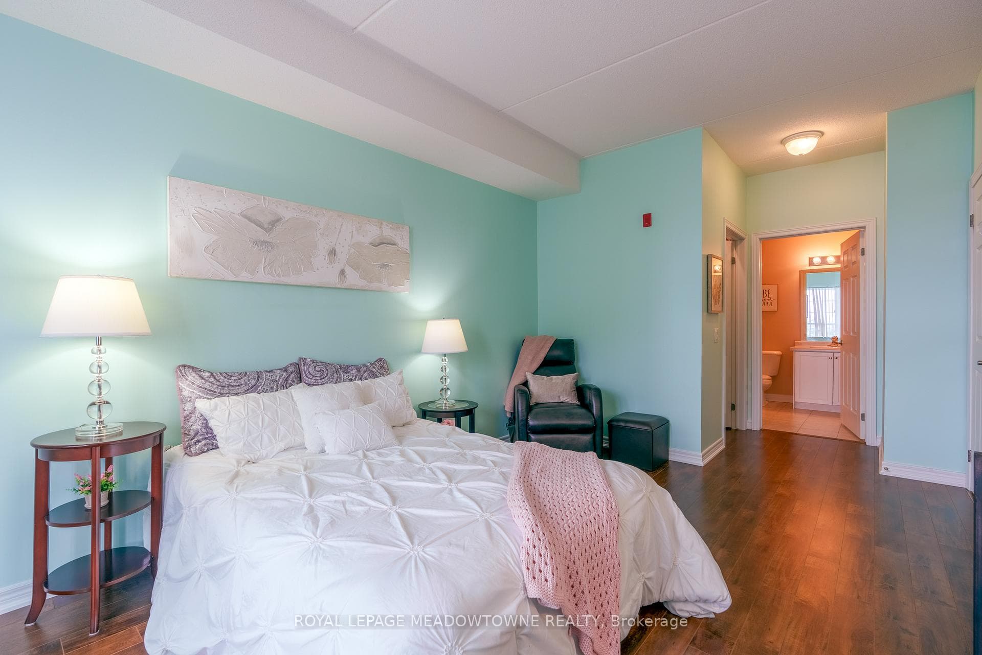 primary with walk in closet and 3 piece ensuite
