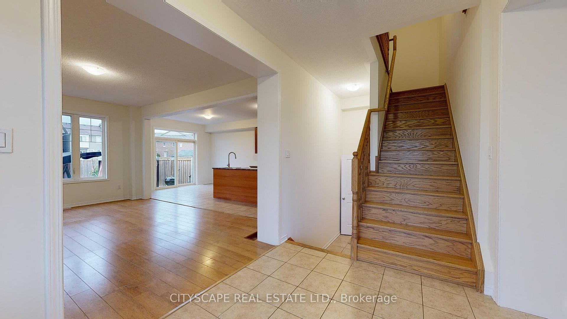 4 Hadleigh Way photo 29