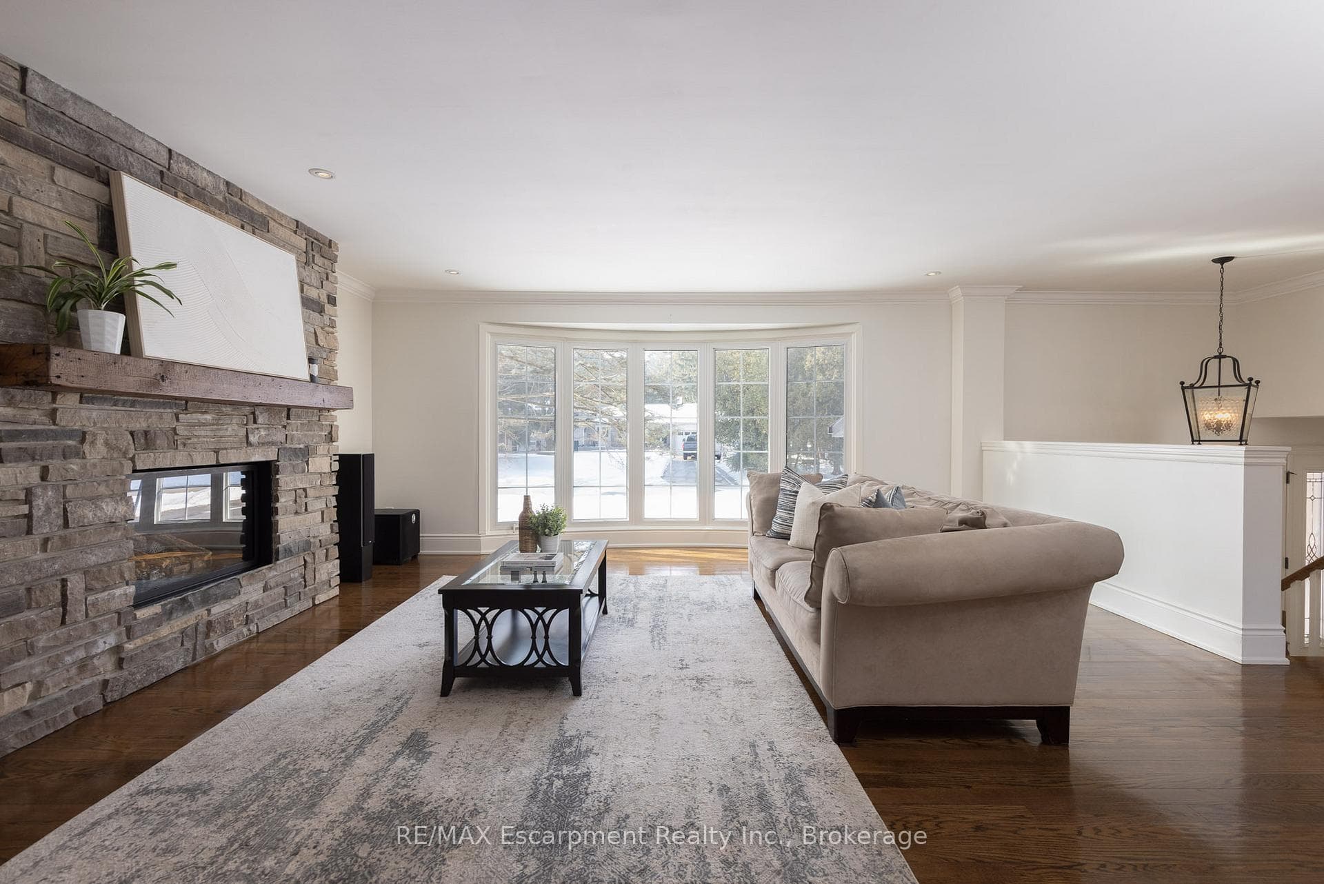 165 Walby Drive photo 6