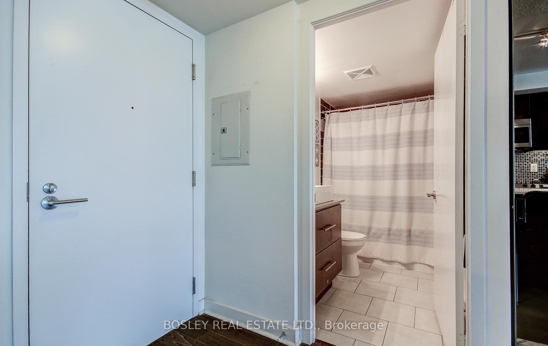 1171 Queen Street Unit 412 photo 32