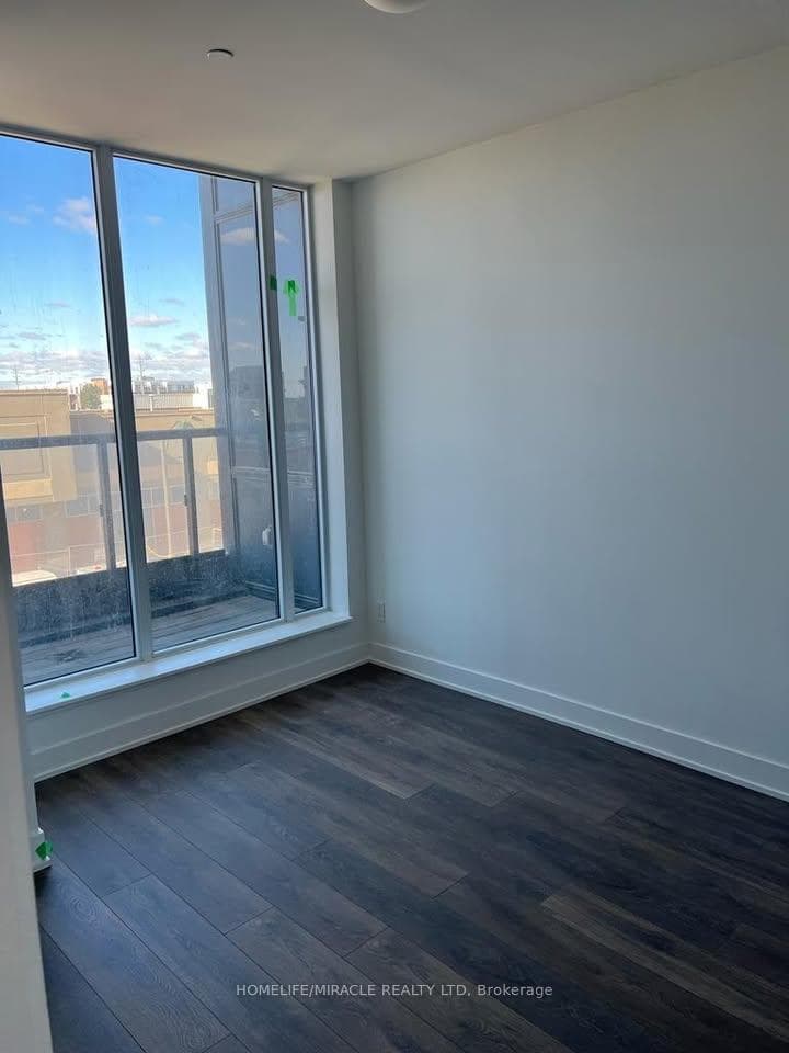 2481 Taunton Road Unit 252 photo 12