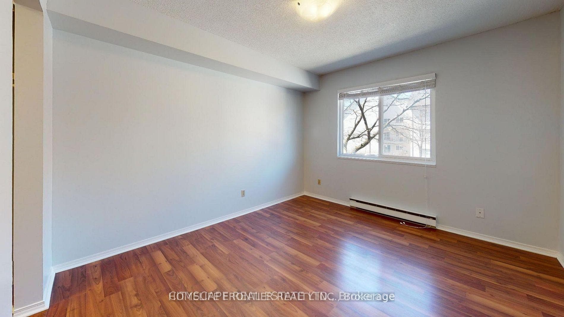 1450 Glen Abbey Gate Unit 922 photo 6