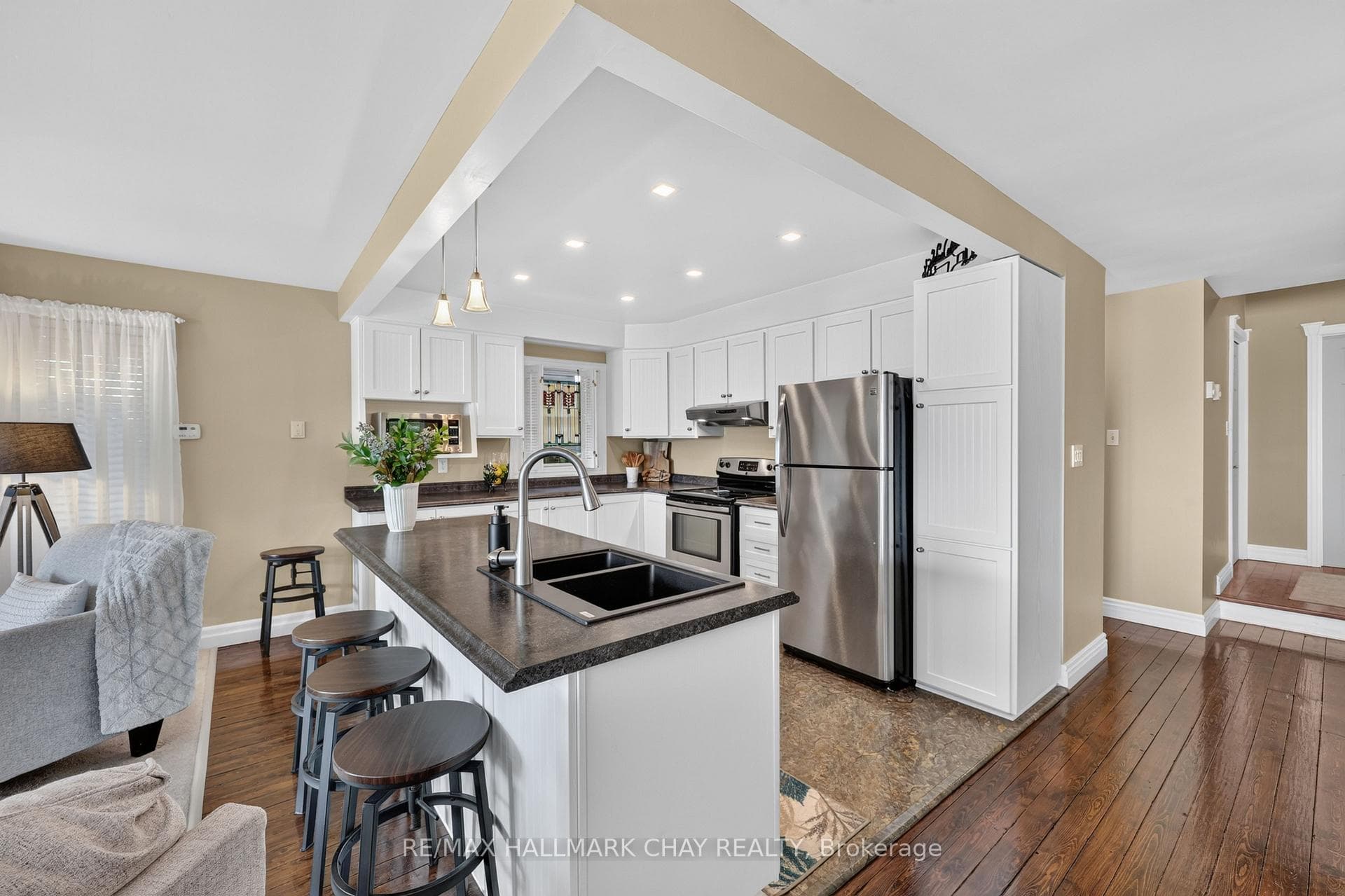 2289 Lakeshore Road photo 18