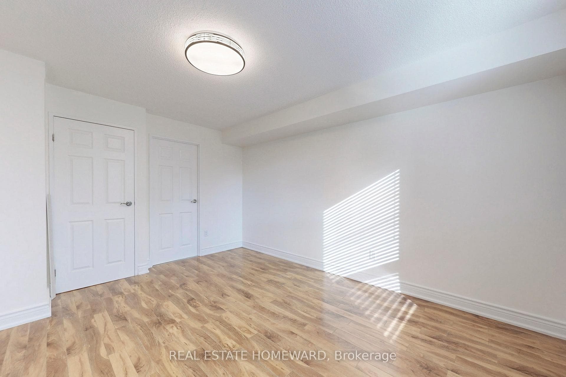 77 Maitland Place Unit 1827 photo 11