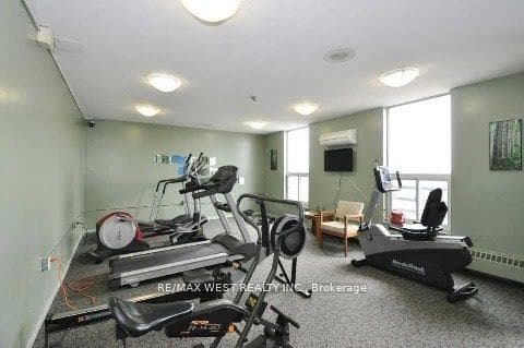 130 Neptune Drive Unit 202 photo 27