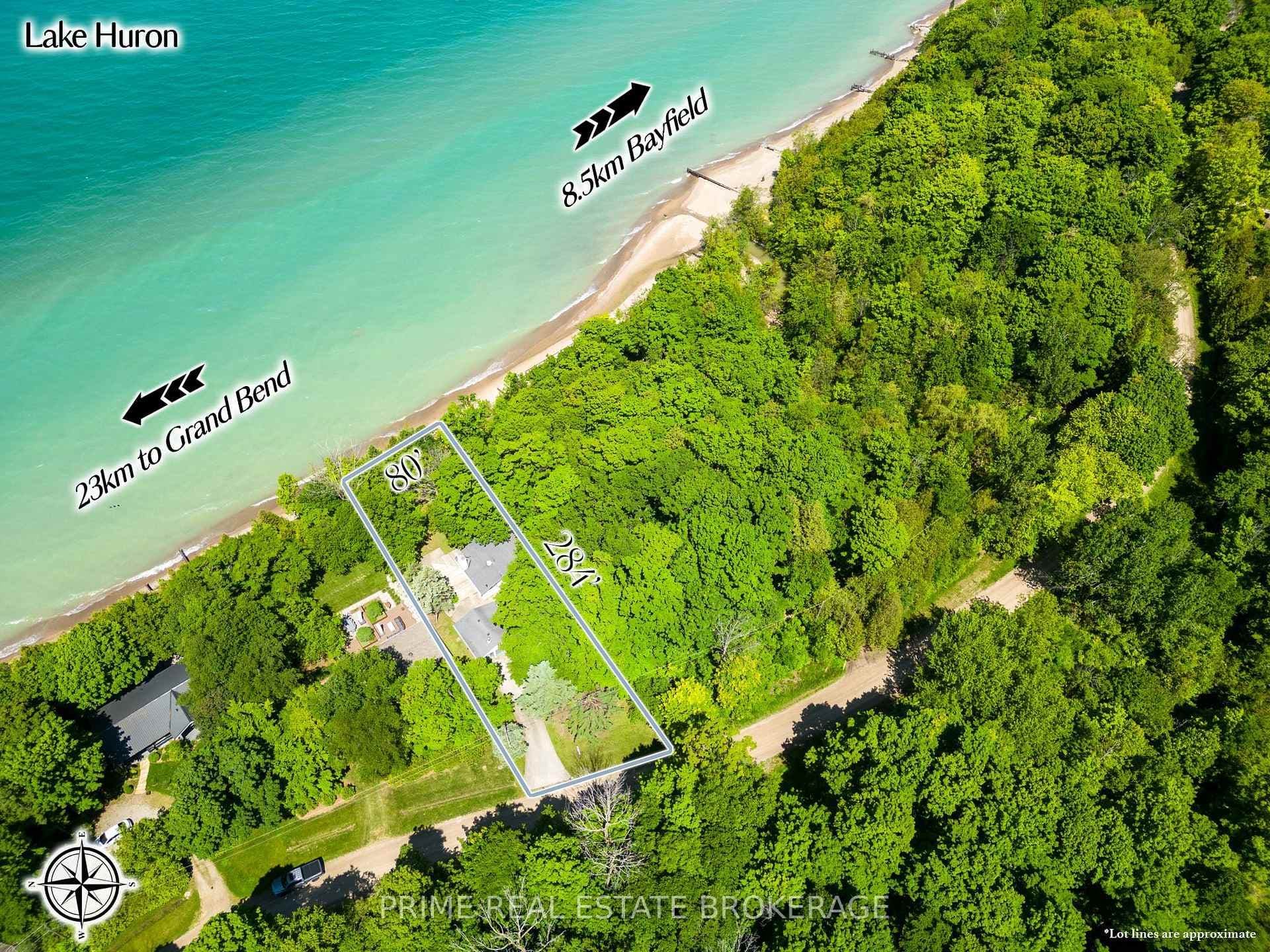Ideal proximity to 2x bustling beach communities