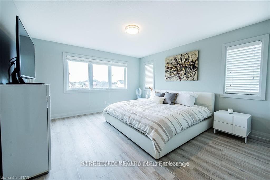 3025 Singleton Avenue Unit 100 photo 12