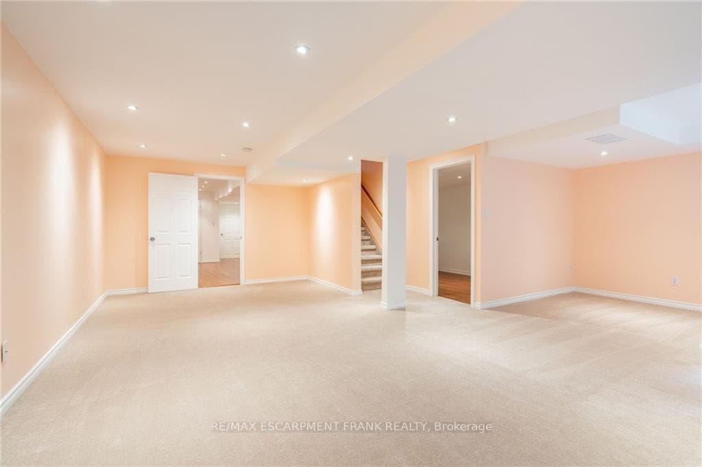 50 Grovetree Trail photo 29