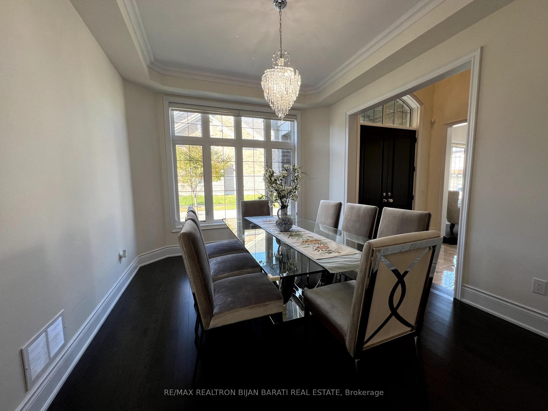 42 Hurst Avenue photo 5