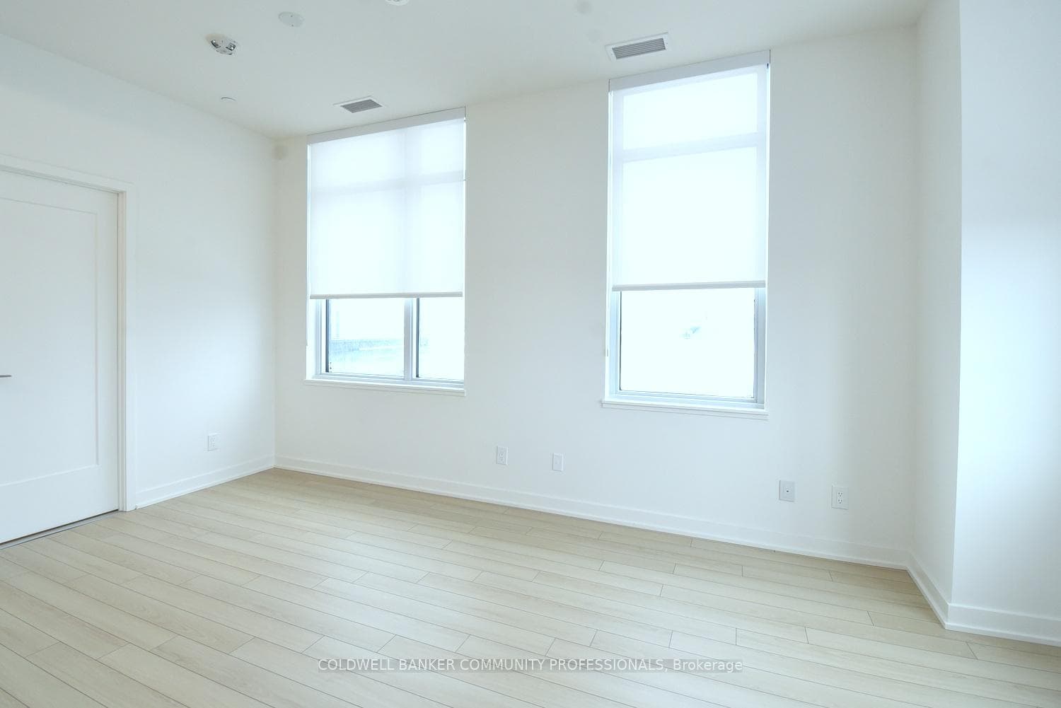 3071 Trafalgar Road Unit B-106 photo 14