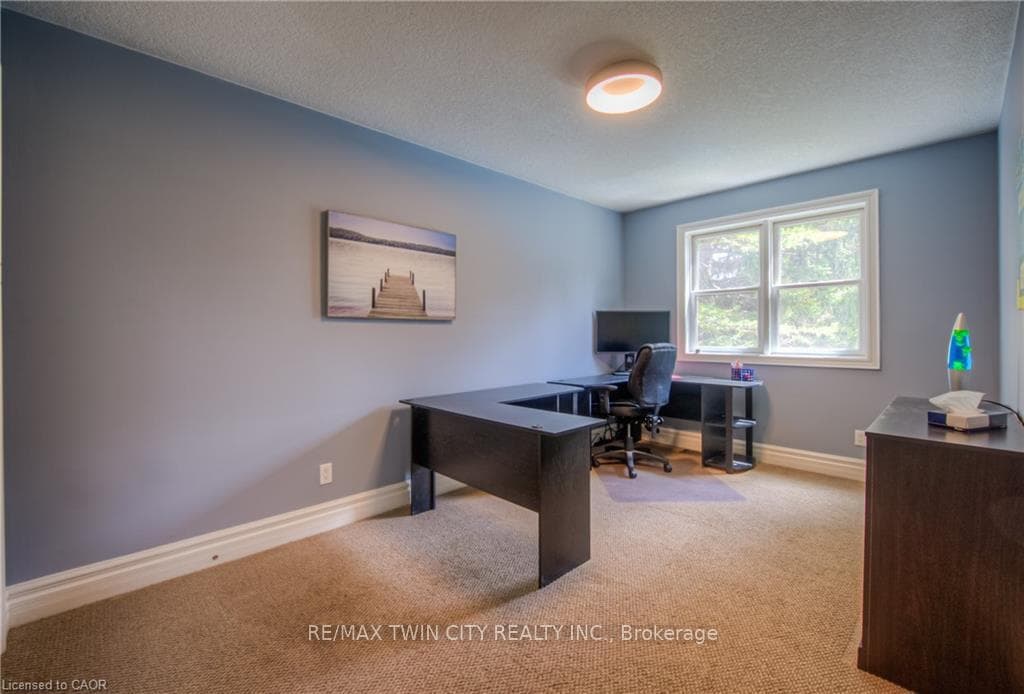 145 RIVERBANK Drive photo 29