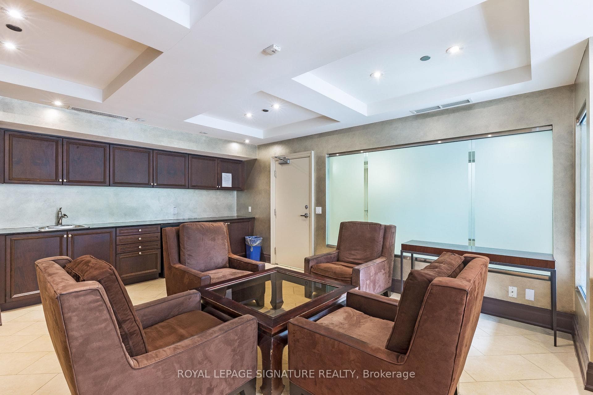 485 Rosewell Avenue Unit 308 photo 26