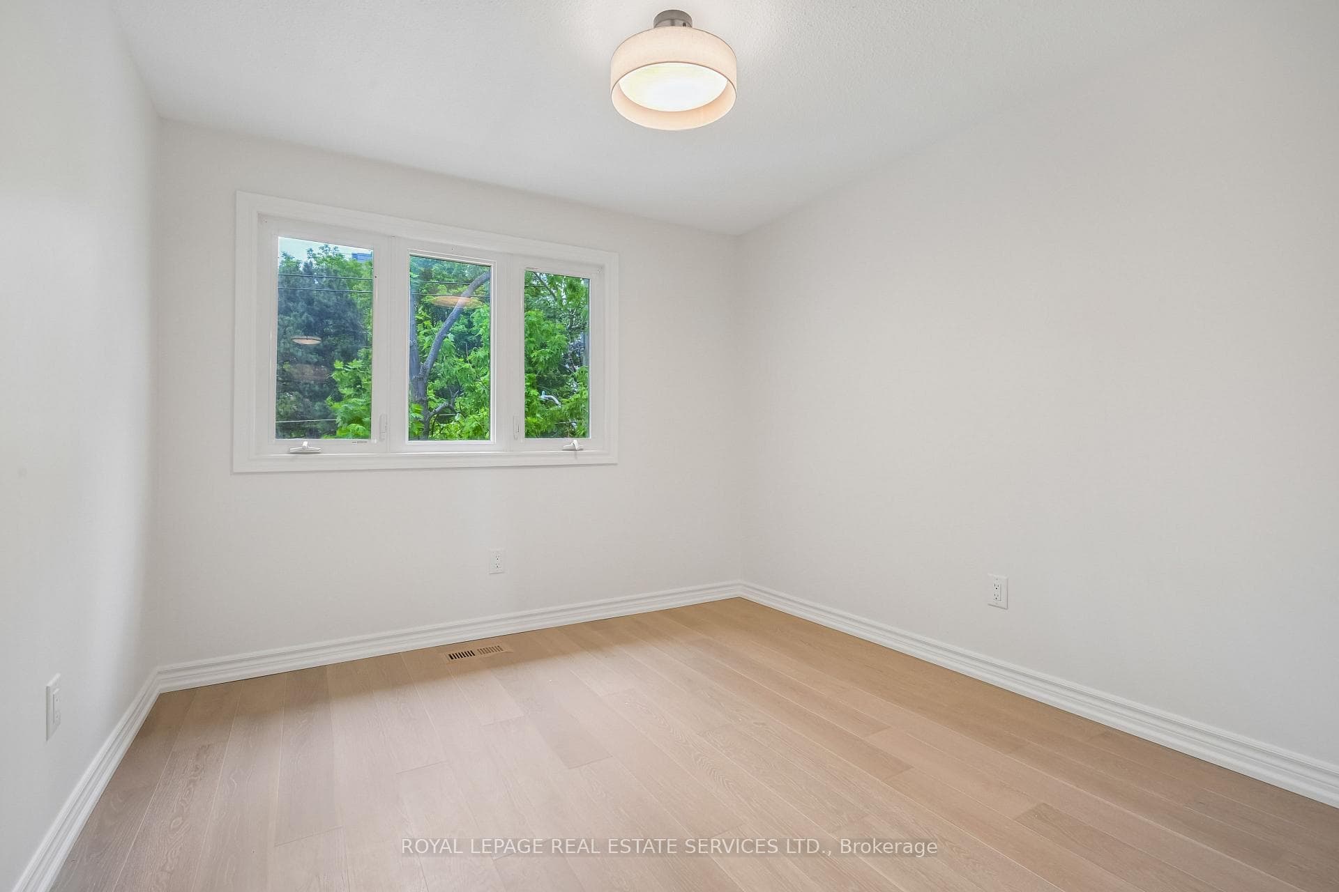 2222 Marine Drive Unit 1 photo 22