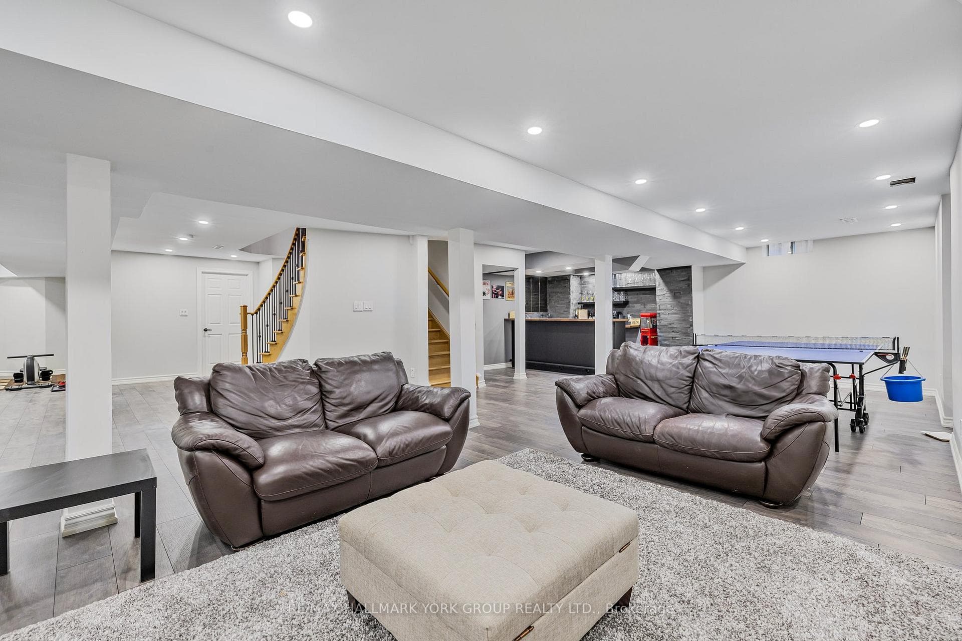 63 Pointon Street photo 33