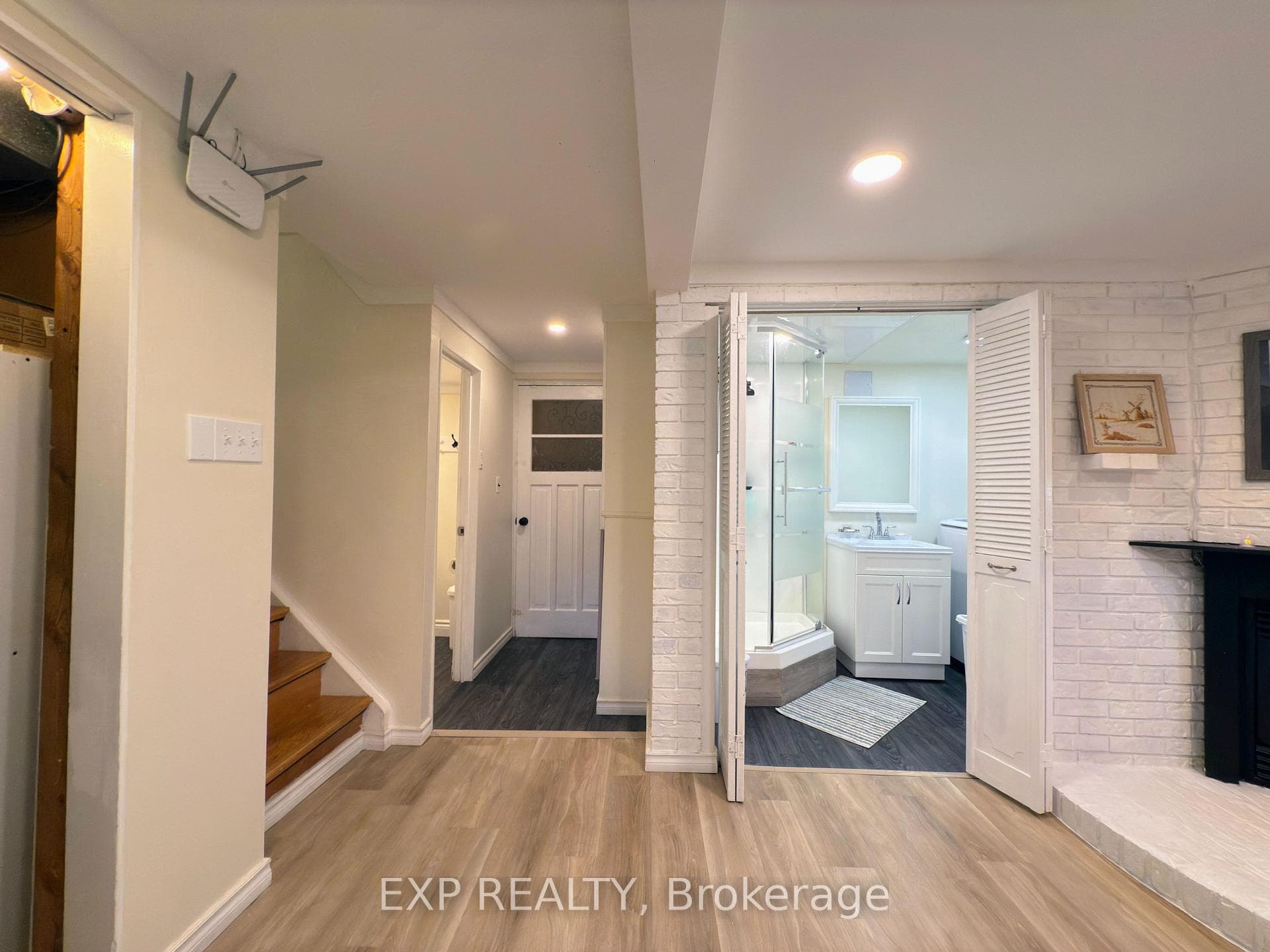438 Magnolia Crescent photo 23