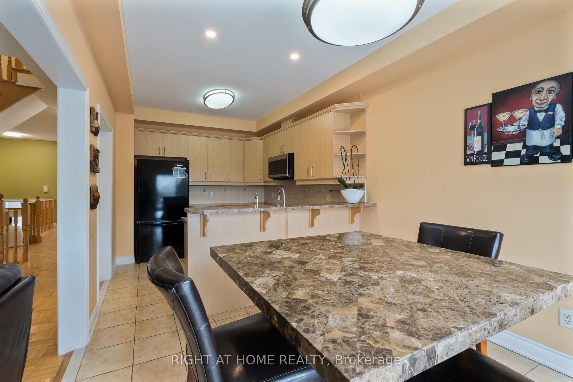 16 Honeywood Road photo 10