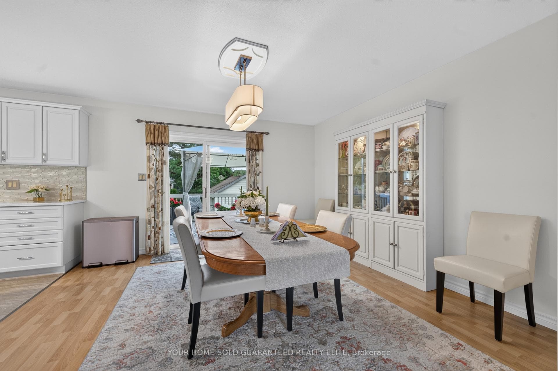 213 Margaret Street photo 9